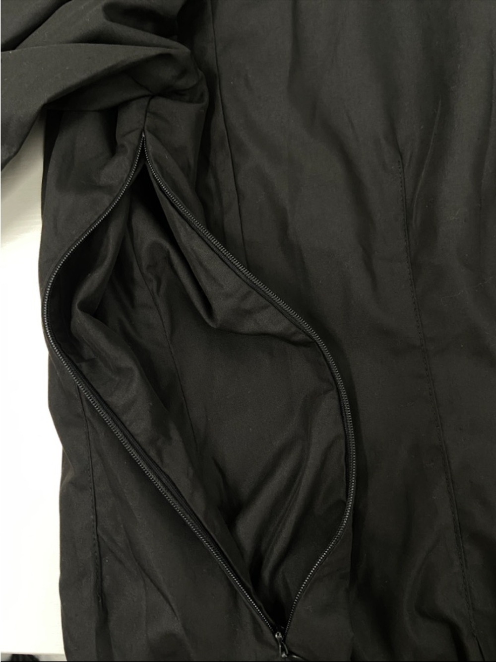 NWT Tuckernuck Pomander Place Dianne Black Blouse Sz M Fitted‎ Waist Puff Sleeve - Picture 14 of 14